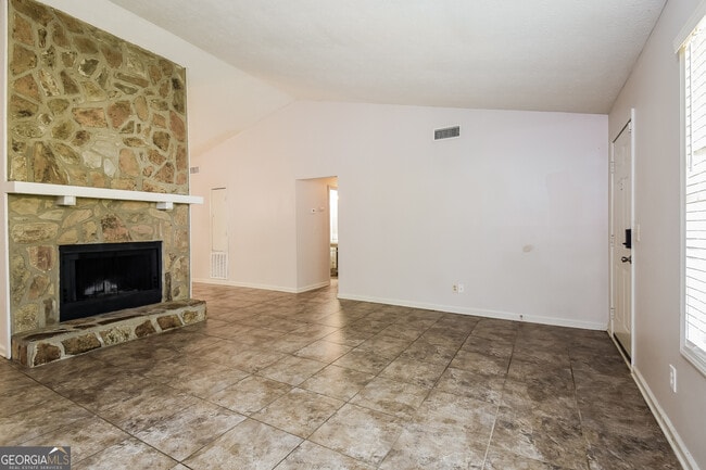 Foto del edificio - 2922 Owens Point Trail NW