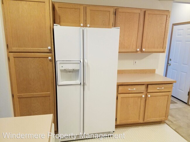 Building Photo - 2 br, 2.5 bath House - 11634 Breckenridge ...