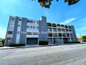 Building Photo - 4595 California Ave