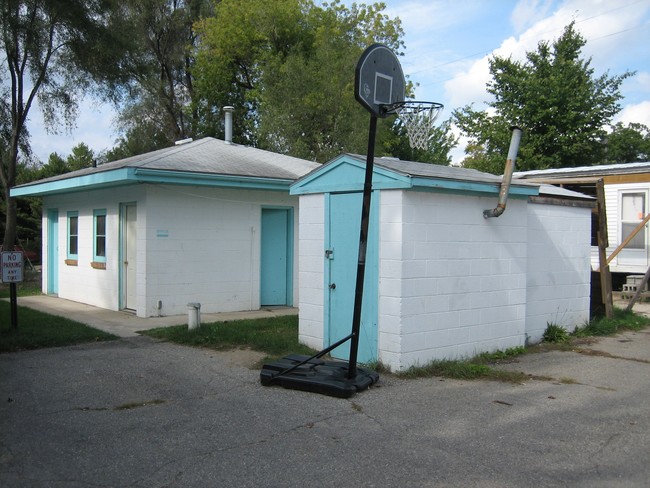  - Silver Lake Mobile Home Park