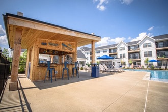 Building Photo - The Pointe Hilliard