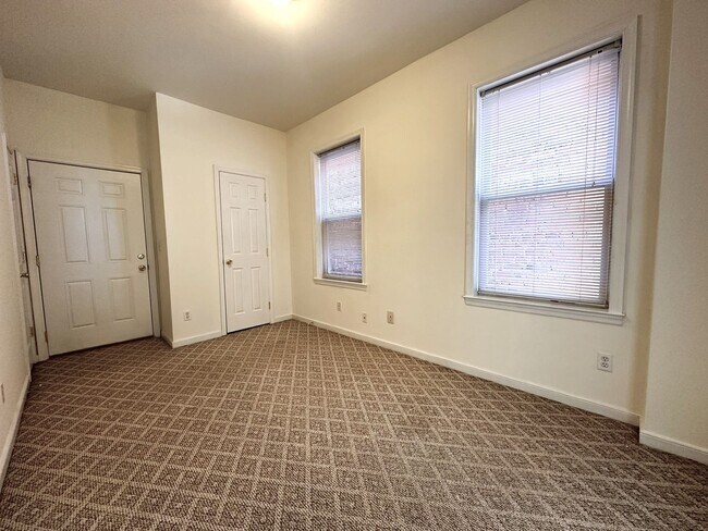 Building Photo - Hanover Ave. 3215