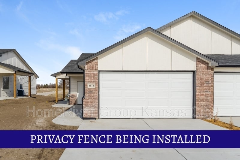 5800 E Bristol St, Bel Aire, KS 67220 Townhome Rentals in Bel Aire KS