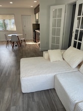 Building Photo - 20 NW 45th St Building Photo - 20 NW 45th St