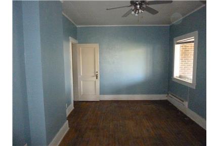 Foto del edificio - 2271 S Riverside Dr