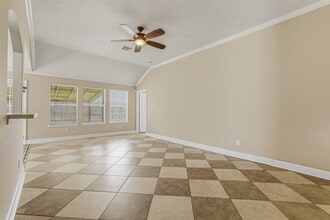 Building Photo - 5911 Camron Point Cir