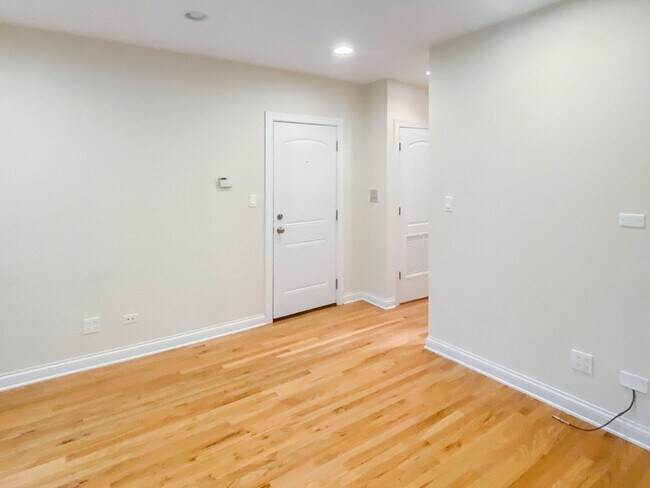 Foto del edificio - 1634 W Grace St