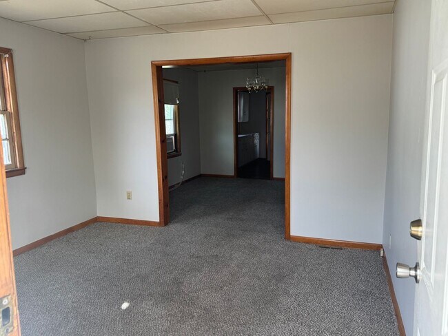 Foto del edificio - Great bones, great location