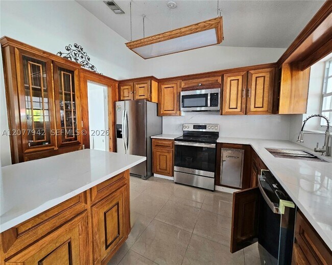 Foto del edificio - 4235 SW 143rd Ct