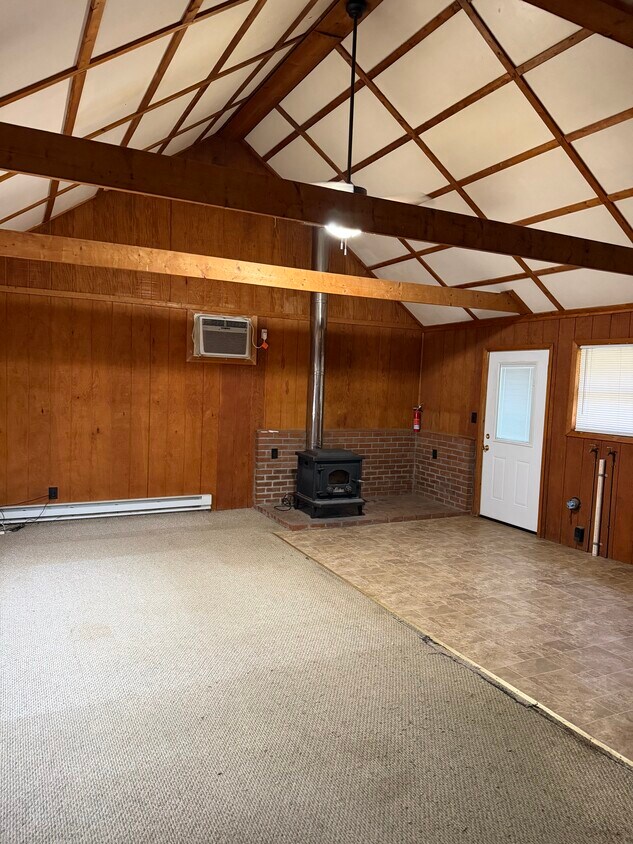 Foto del edificio - 729 Powell Ave