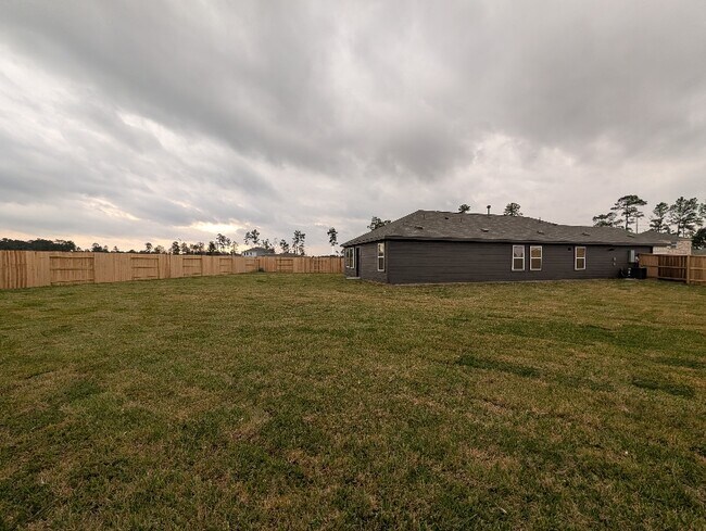 Foto del edificio - 447 Southern Magnolia Wy