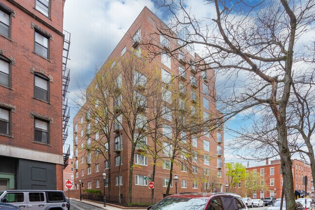 Alternate - 350 North St