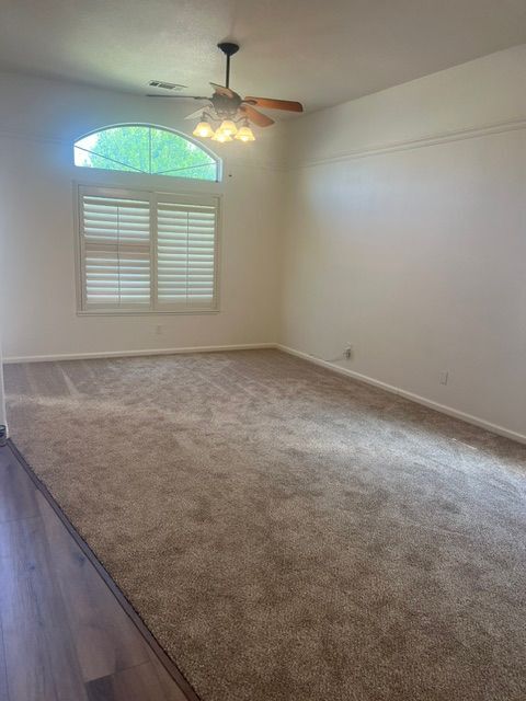 Building Photo - 570 Buccaneer Ave