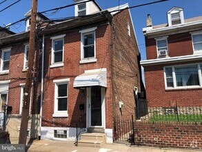 Building Photo - 2713 Kirkbride St