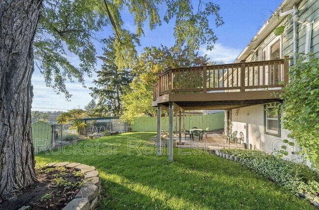 Foto del edificio - 5919 N Sutherlin St