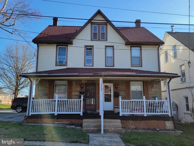 Foto del edificio - 201 E Delaware Ave