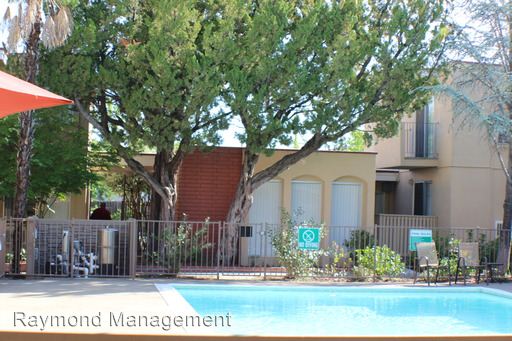 Foto del edificio - 5971 Lake Crest Way