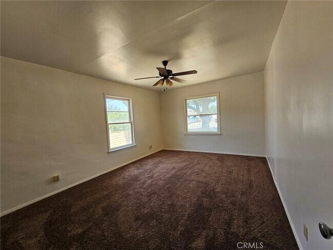 Foto del edificio - 26483 E 9th St
