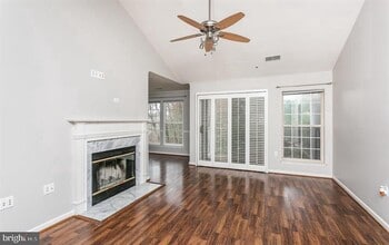 Building Photo - 4402 Silverbrook Ln