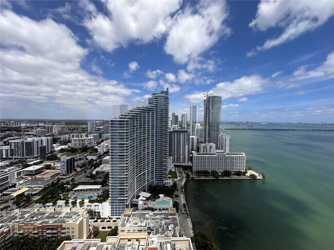 Foto del edificio - 1900 N Bayshore Dr