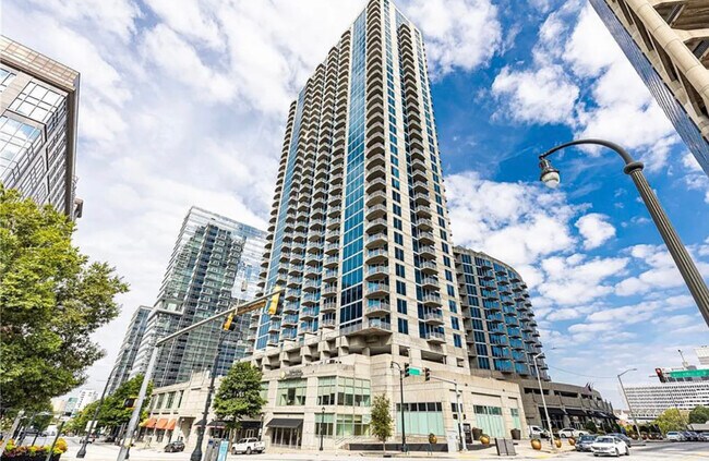 Foto del edificio - 400 W Peachtree St NW