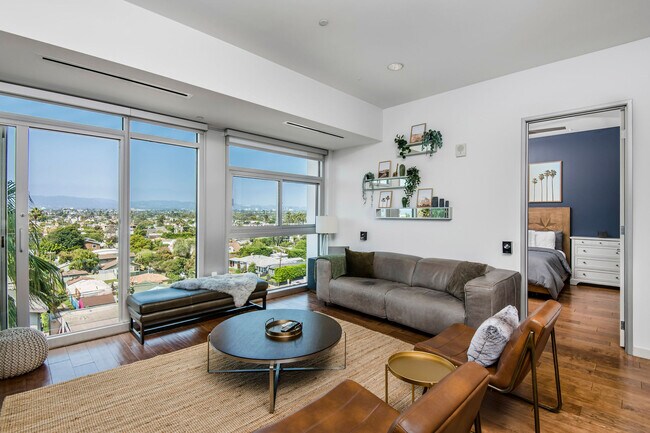 Foto del edificio - 3111 Via Dolce