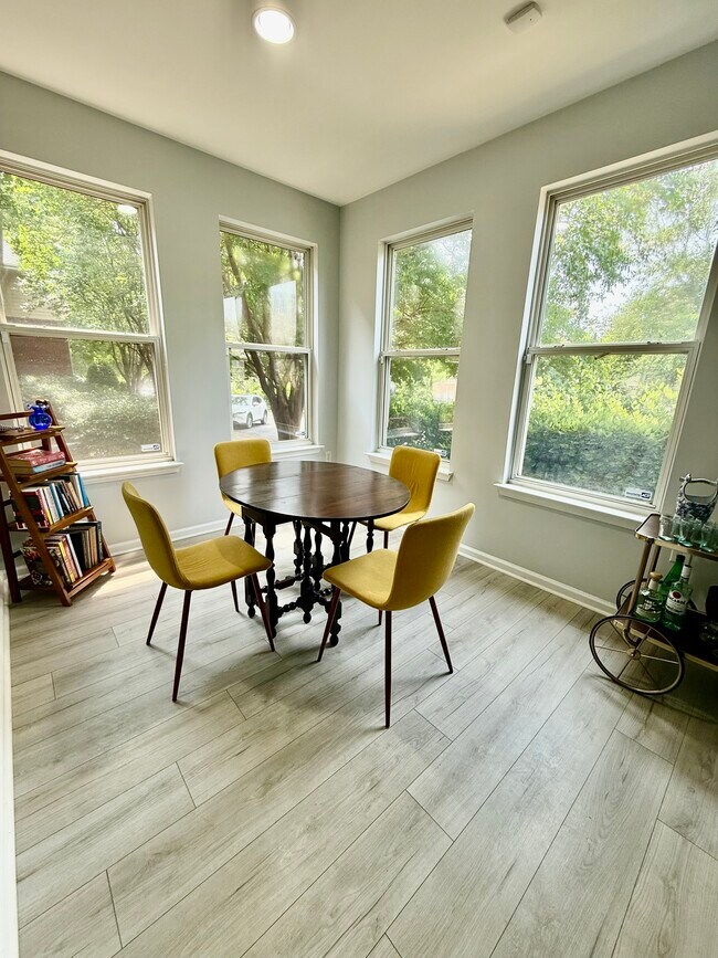 Foto del edificio - 542 E 9th St