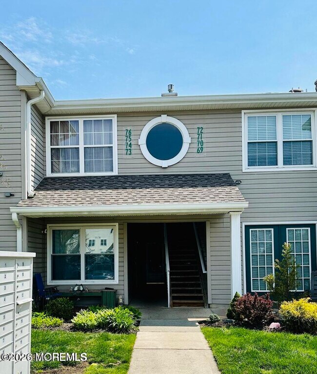 Foto del edificio - 76 Des Moines Ct