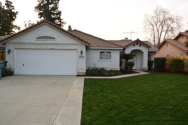 Foto del edificio - 1035 S Tracy St