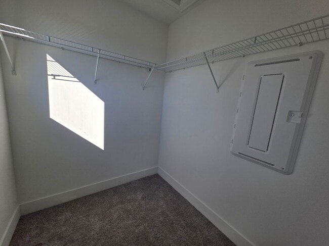 Building Photo - 3604 Trumbull