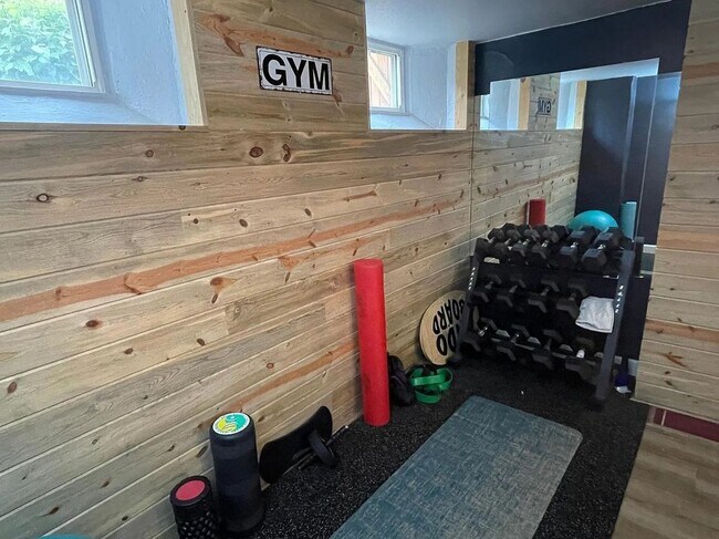 Foto del edificio - 4228 Decatur St