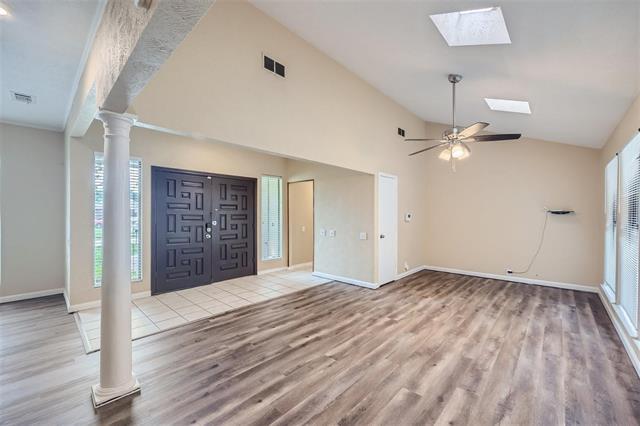 Building Photo - 3005 Saddlehead Dr