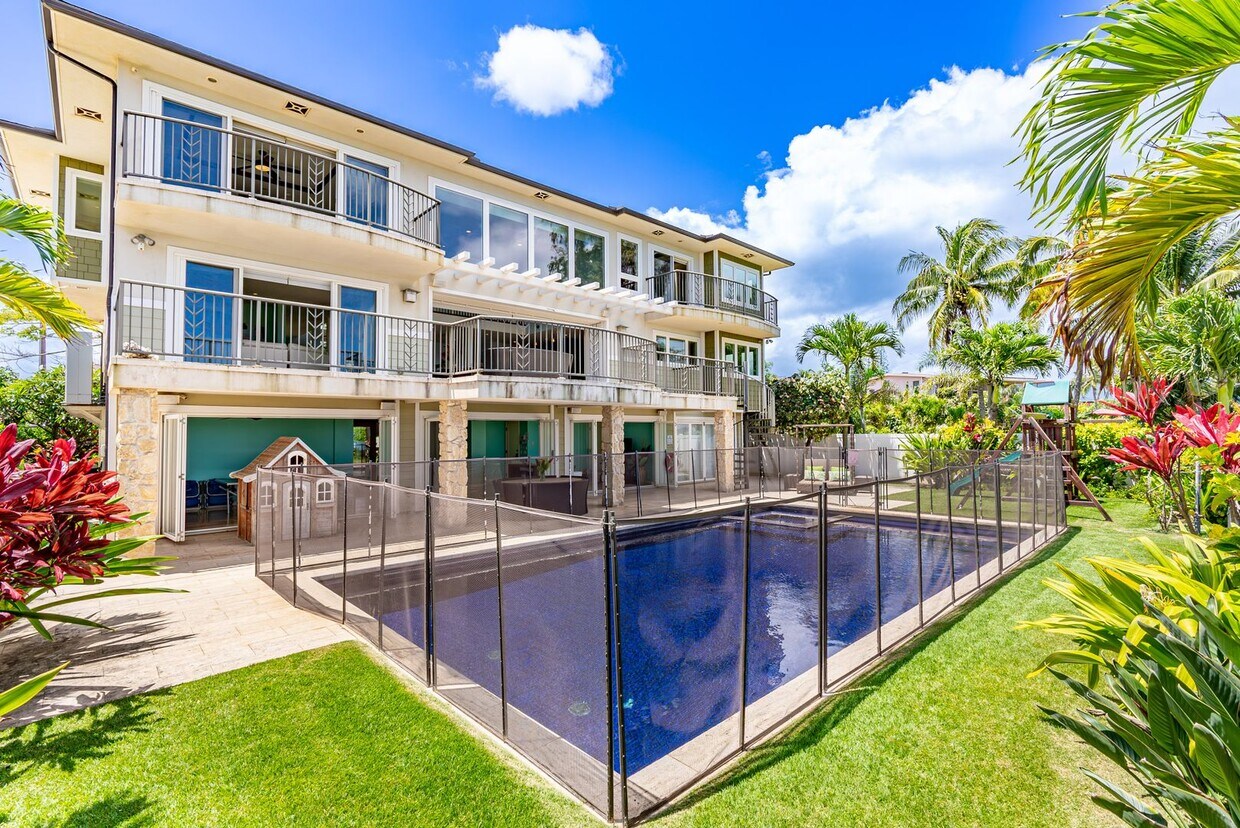 Foto principal - Waialua Ocean View Villa w/ Pool, kids pla...