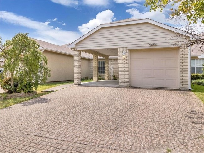 Building Photo - 5529 Stoney Glen Dr