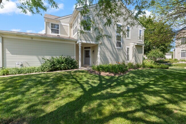 Building Photo - 2926 Rutland Cir
