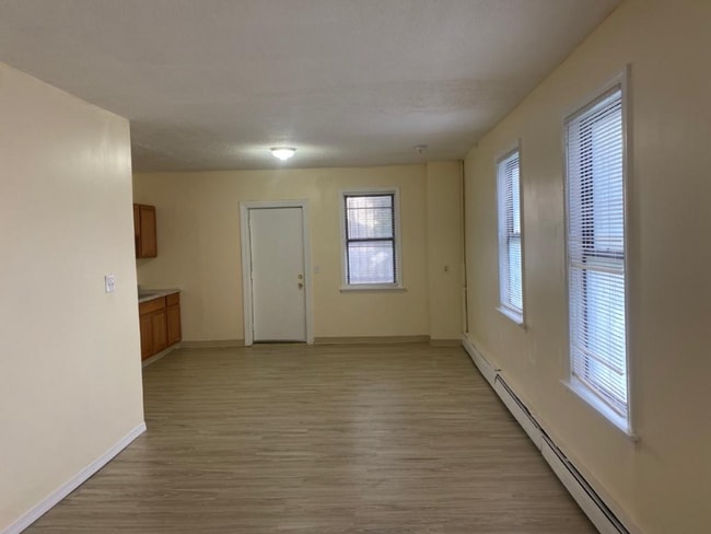 Foto del edificio - 464 Wethersfield Ave