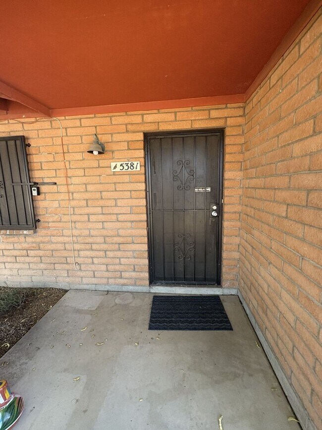 Foto del edificio - Convenient location in Midvale Park Close to all your needs