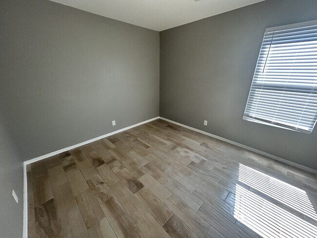 Foto del edificio - 14614 E 111th Ct N