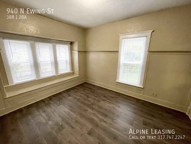 Foto del edificio - Large Near East 3BR/2BA House!