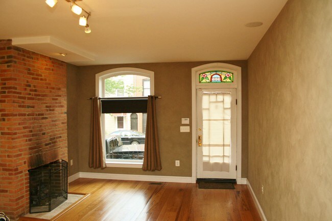 Foto del edificio - 309 S Wolfe St