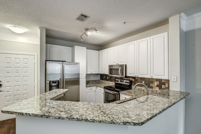 Foto del edificio - Brookhaven Condo