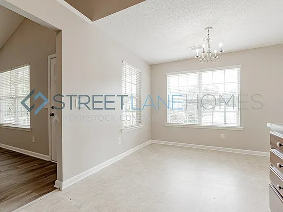 Building Photo - 260 Blythe Creek Dr