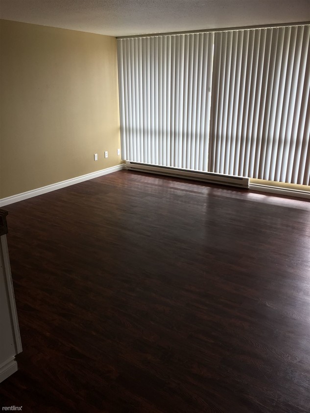 Building Photo - 403 W Meeker