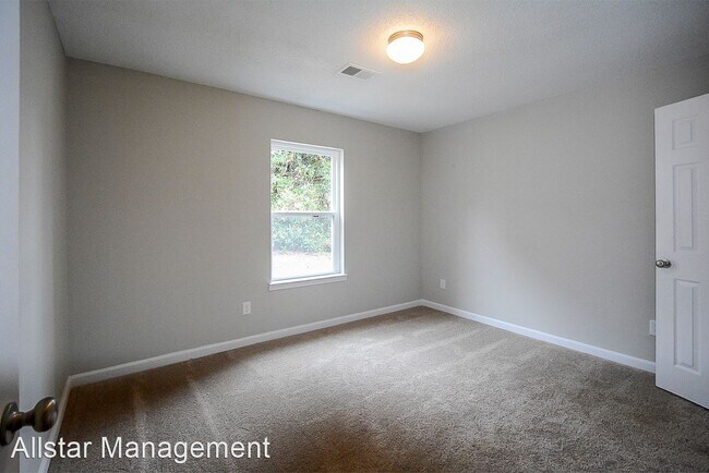 Foto del edificio - 3 br, 2 bath House - 2731 Lorna Cove