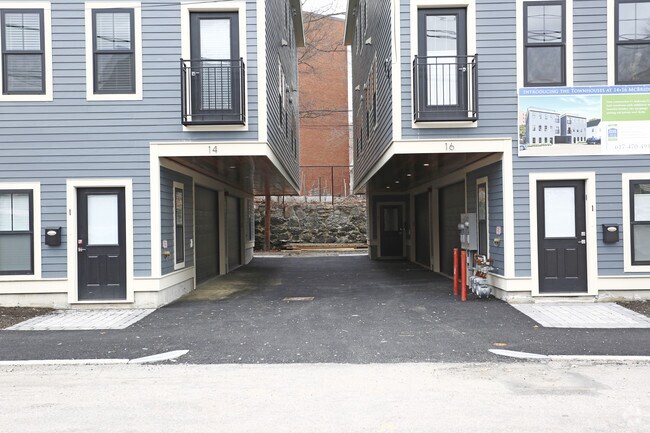 Building Photo - 14-16 McBride St