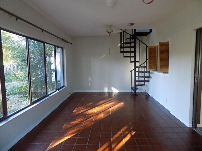 Foto del edificio - 408 Sassafras Ln