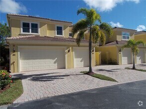 Building Photo - 1445 Mariposa Cir