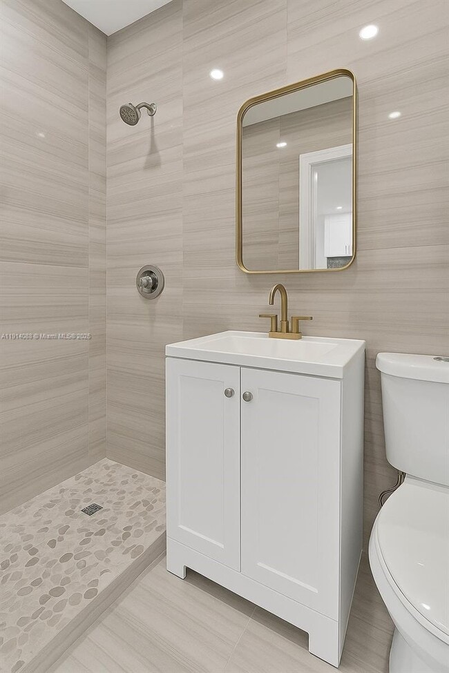 Foto del edificio - 5807 SW 25th St