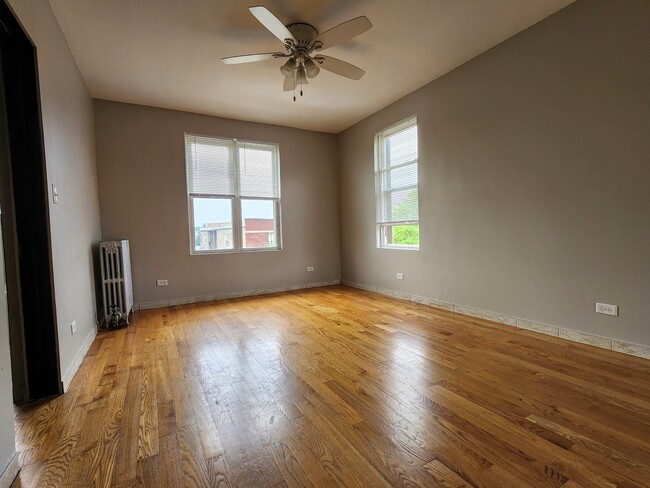 Foto del edificio - 4764 N Virginia Ave