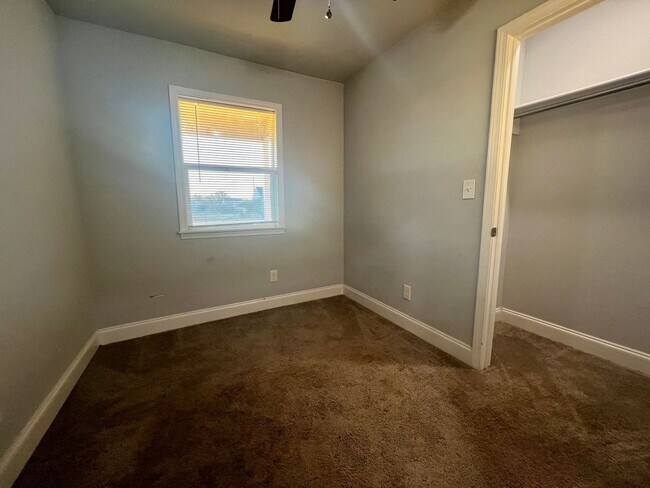 Foto del edificio - 3 Bedroom in Slaton